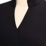 Nora | Robe noire raffinée avec ceinture et col montant
