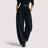 Orina™ | Ensemble à col montant noir